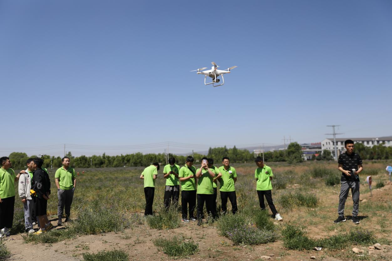 ����W�\(y��n)�߿Ƽ�ʢ����ӳ�Ք�(sh��)�Ǖr(sh��)�����������W(xu��)��У��˼·