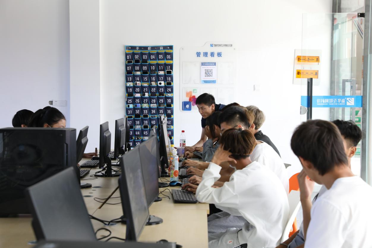 �W(xu��)��(x��)�ʹ��Ă�����ǰ;��