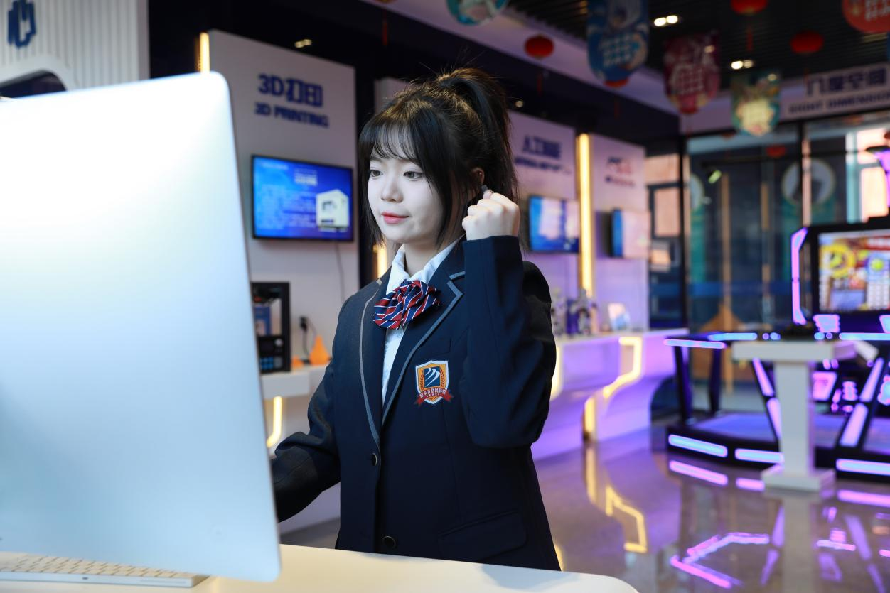 ���F(xi��n)�ڵČW(xu��)У���M������Ҫ�D(zhu��n)�W(xu��)��ô�k