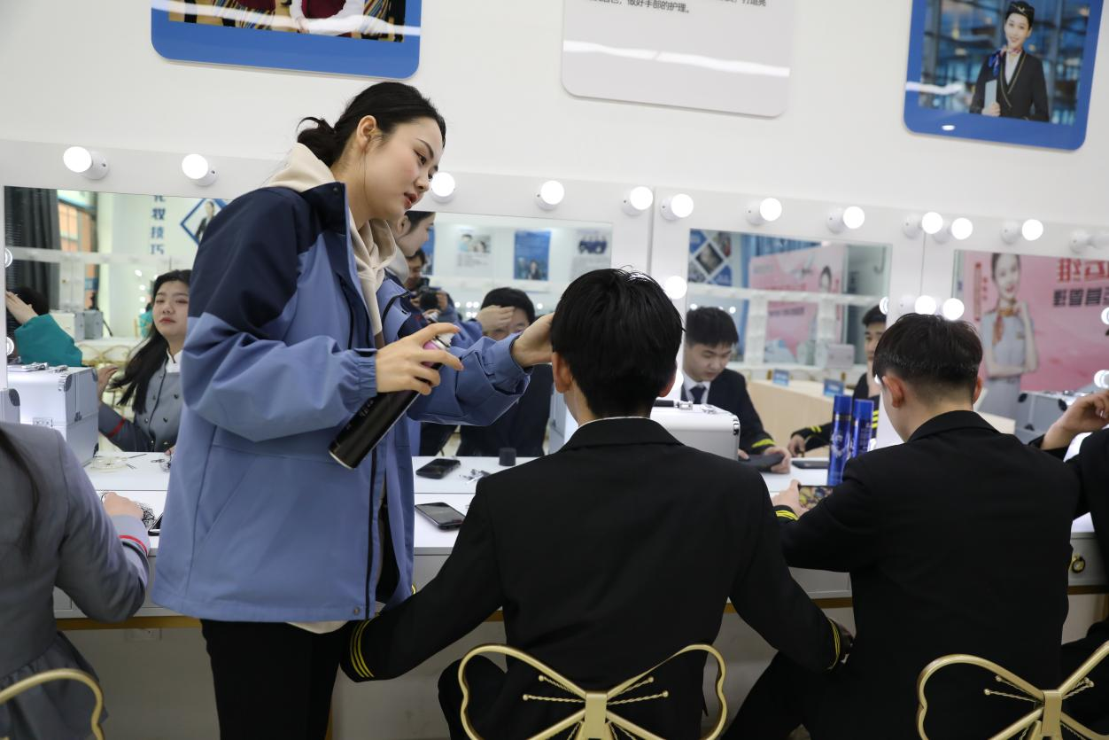 u߀FW(xu)Tg(sh)@УЌD(zhun)W(xu)Ŀ^