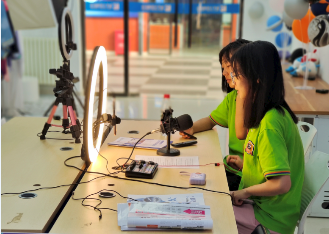 ֱ\(yn)I(yng)Ҋ(jin)ԇ(wn)}