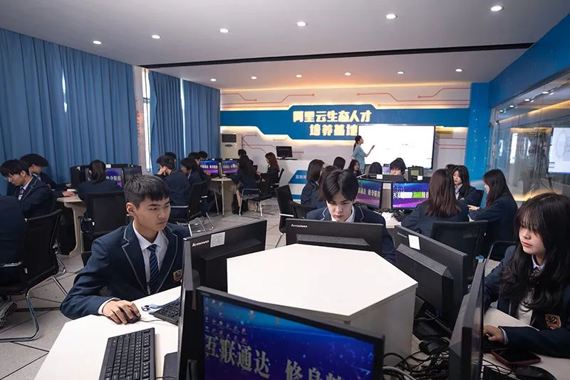 áxđB(ti)ȥϰκҵĽ]Y