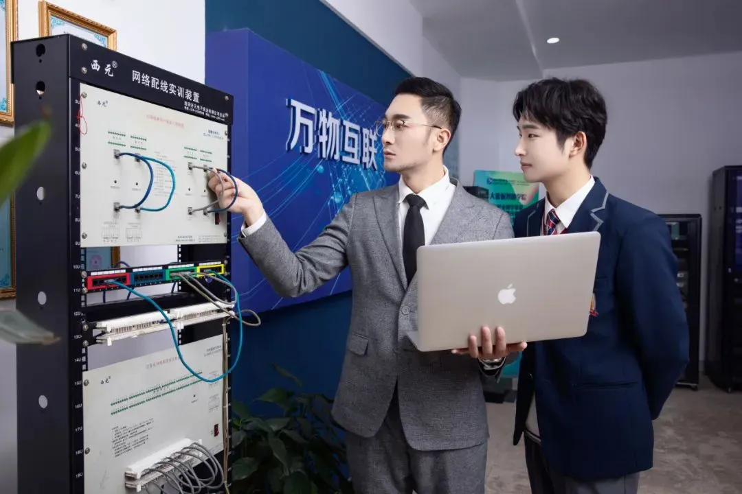 �۽�������L(f��ng)�ڣ����ͺ������A��X�W(xu��)У����2025������̄�(w��)�͘I(y��)�����cǰ��