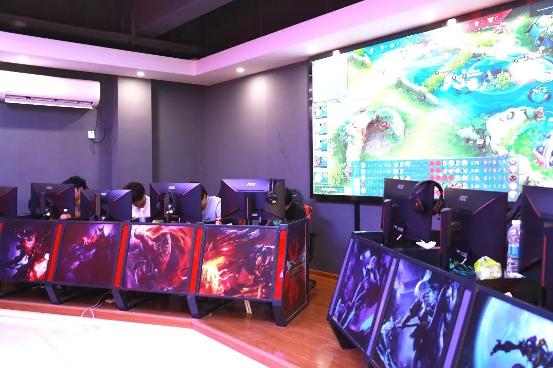 TY��У�@�x��ِ�Qِ��ָ���(zh��n)���`���ഺ��â